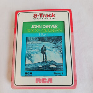 John Denver Rocky Mountain High 8-Track Tape 1972 EUC DUST COVER